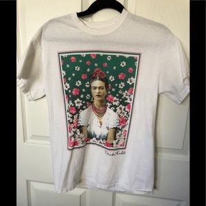 Forever 21 Frida teeshirt